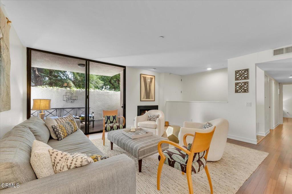 500 E Del Mar Boulevard 12