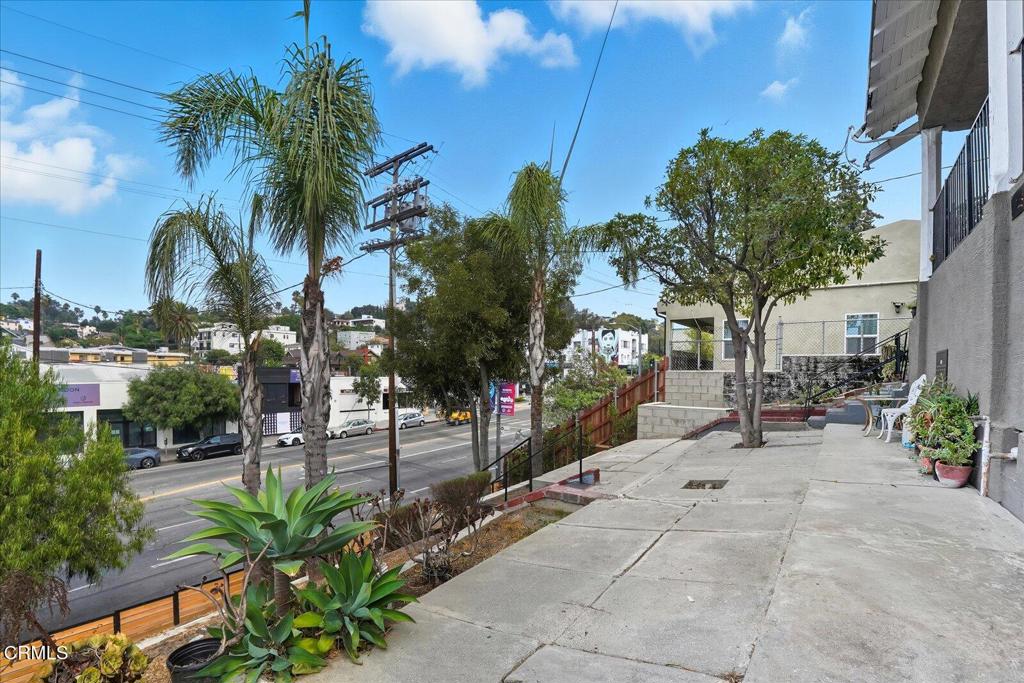 1488 W Sunset Boulevard 1486