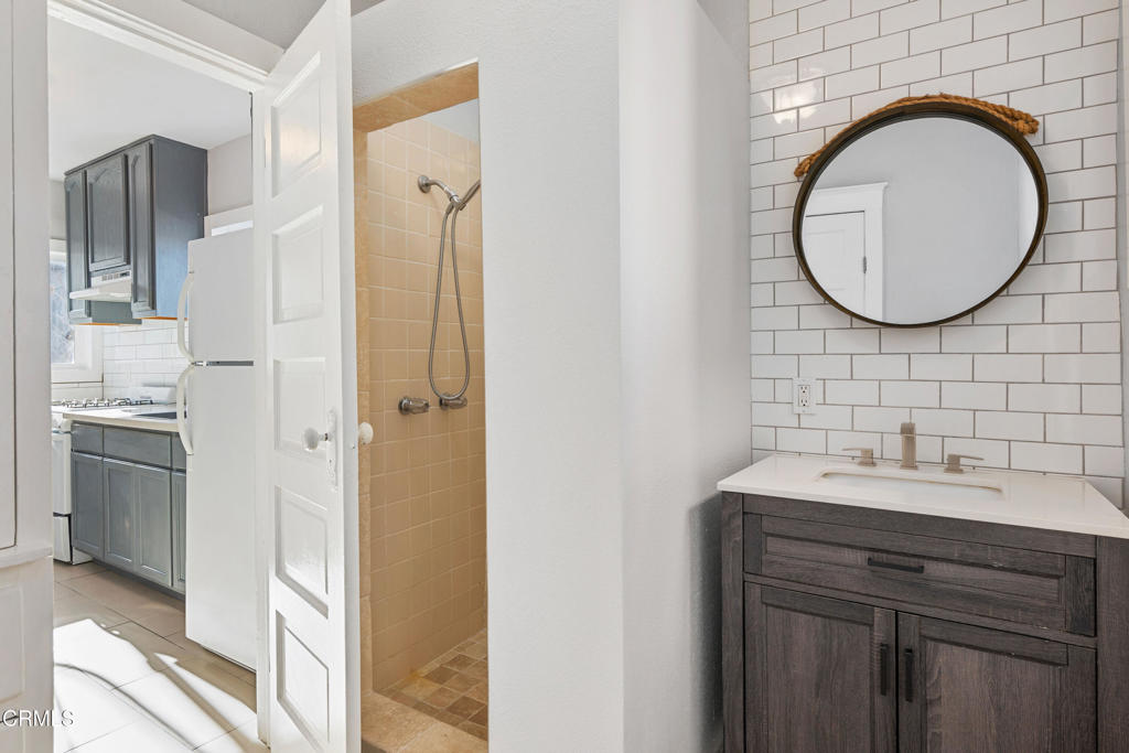 1488 W Sunset Boulevard 1486