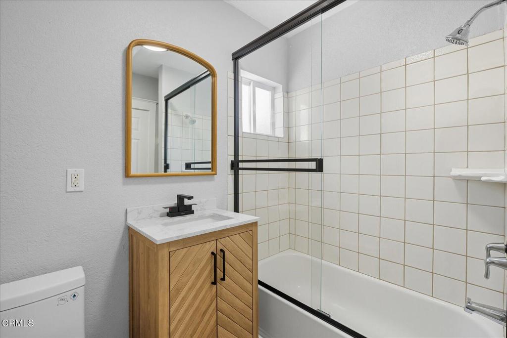 1488 W Sunset Boulevard 1/4