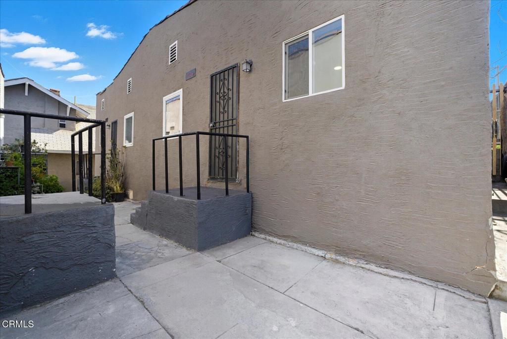 1488 W Sunset Boulevard 1/4