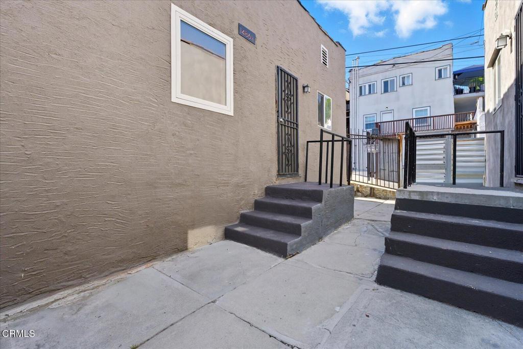 1488 W Sunset Boulevard 1/4