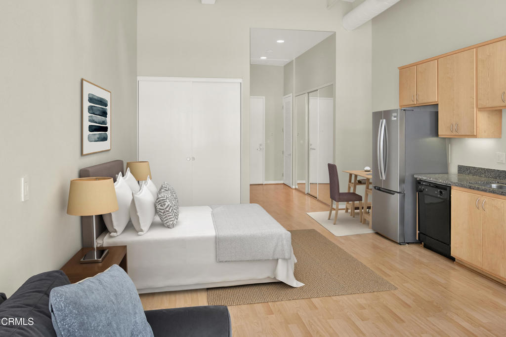 175 S Lake Avenue 406