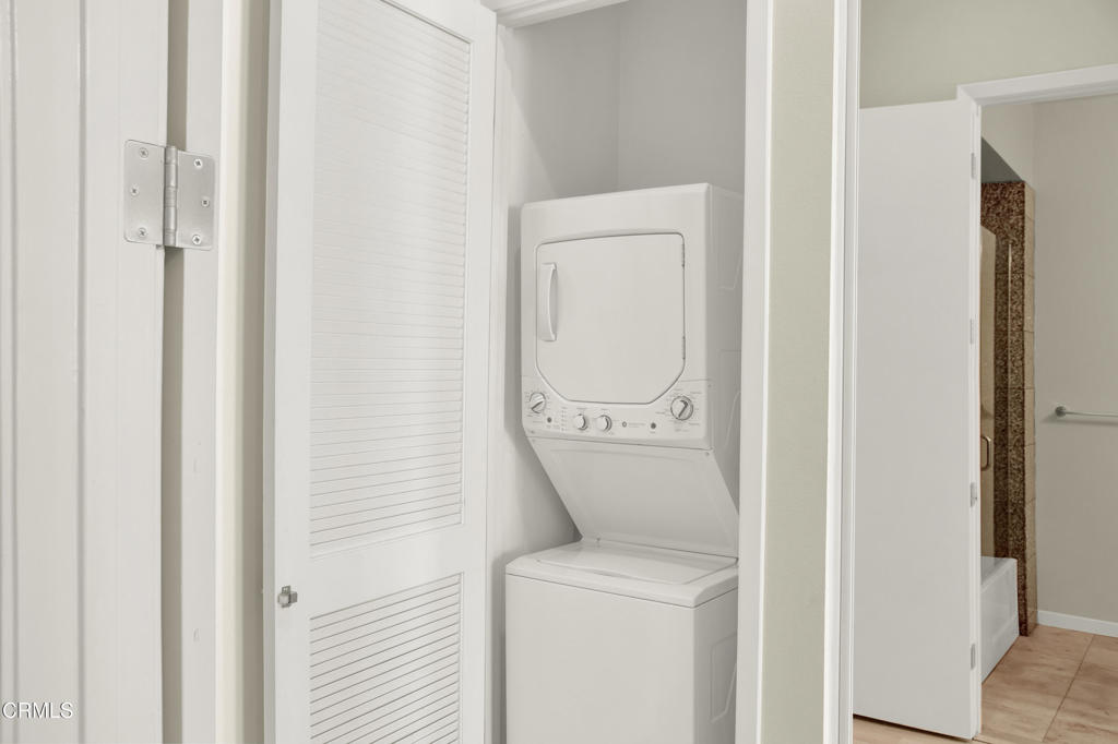 175 S Lake Avenue 406