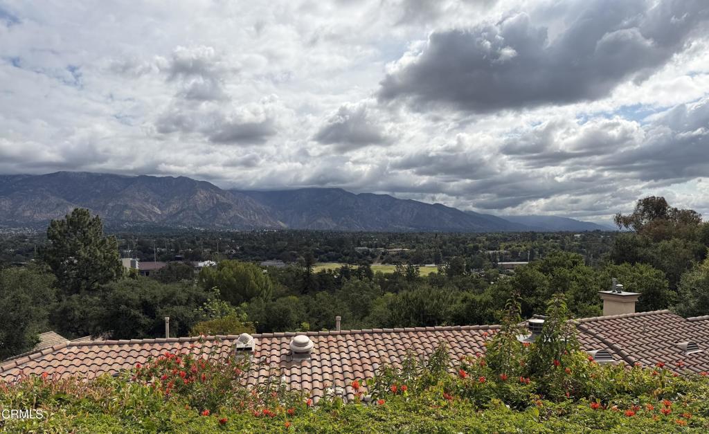 1095 Linda Glen Drive