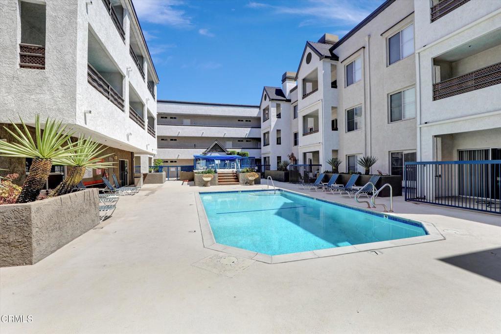 300 N El Molino Avenue 323