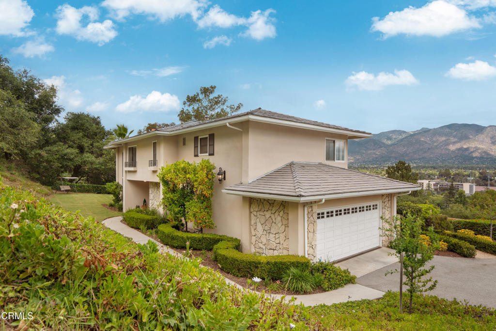 1095 Linda Glen Drive