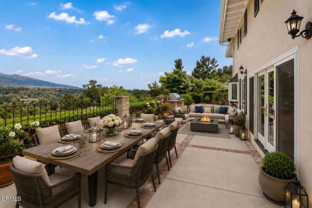 1095 Linda Glen Drive