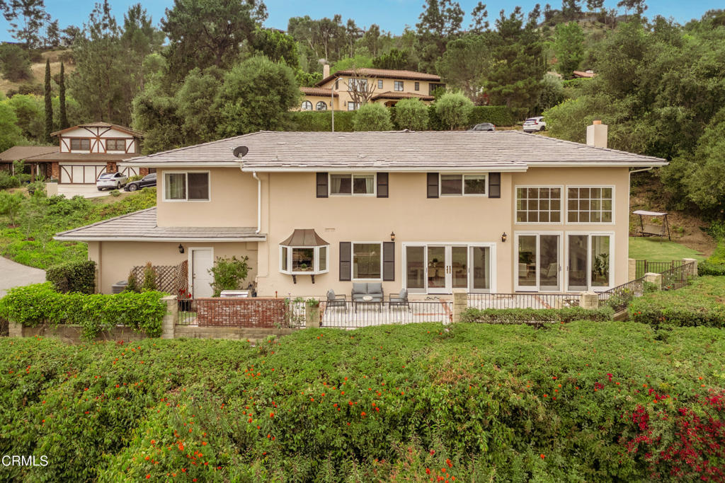 1095 Linda Glen Drive