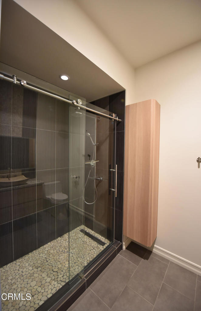 175 S Lake Avenue 409