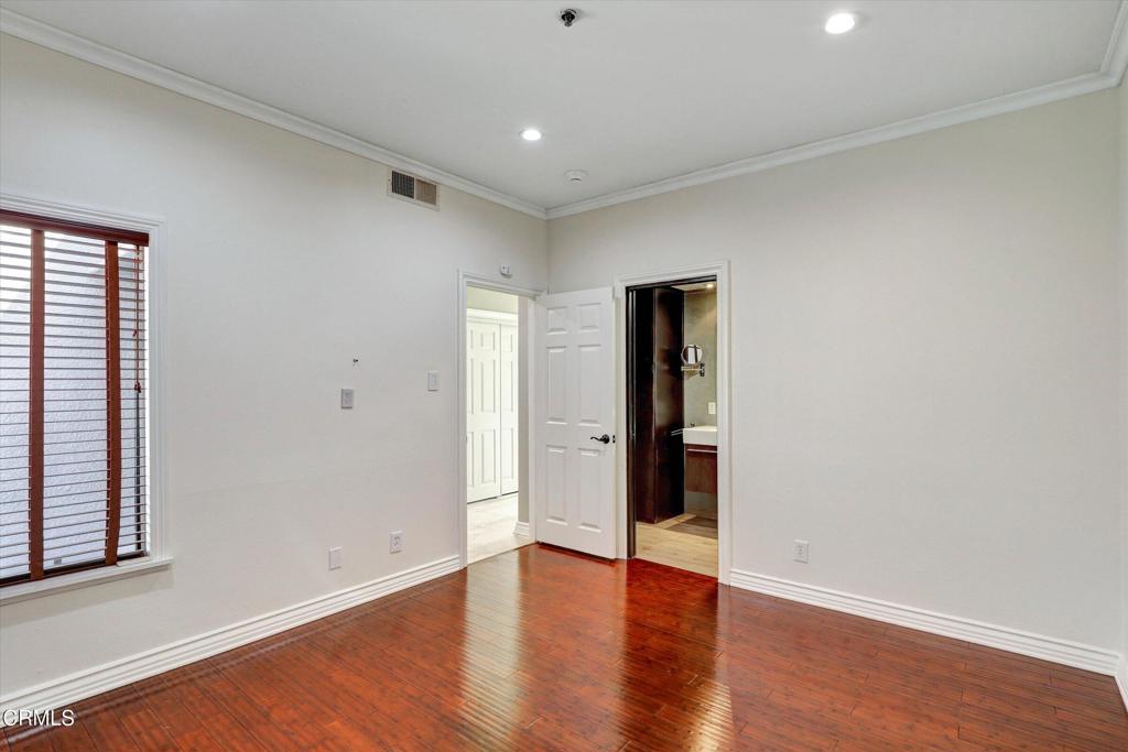 1310 E Orange Grove Boulevard 320