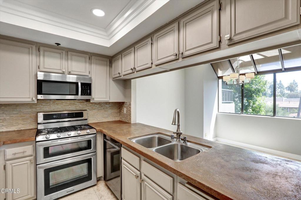 1310 E Orange Grove Boulevard 320
