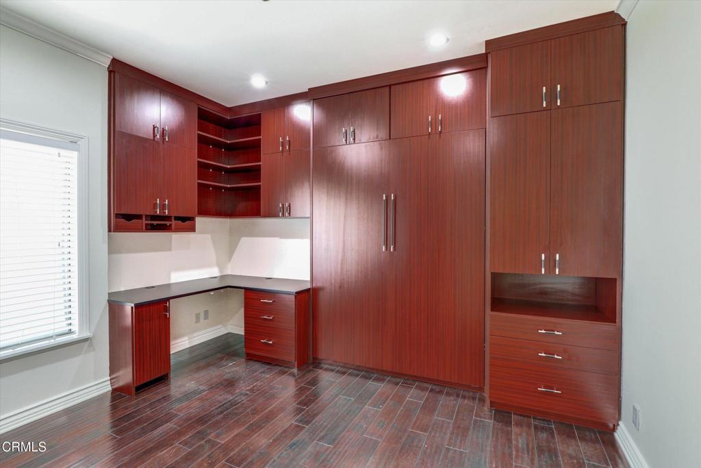 1310 E Orange Grove Boulevard 320