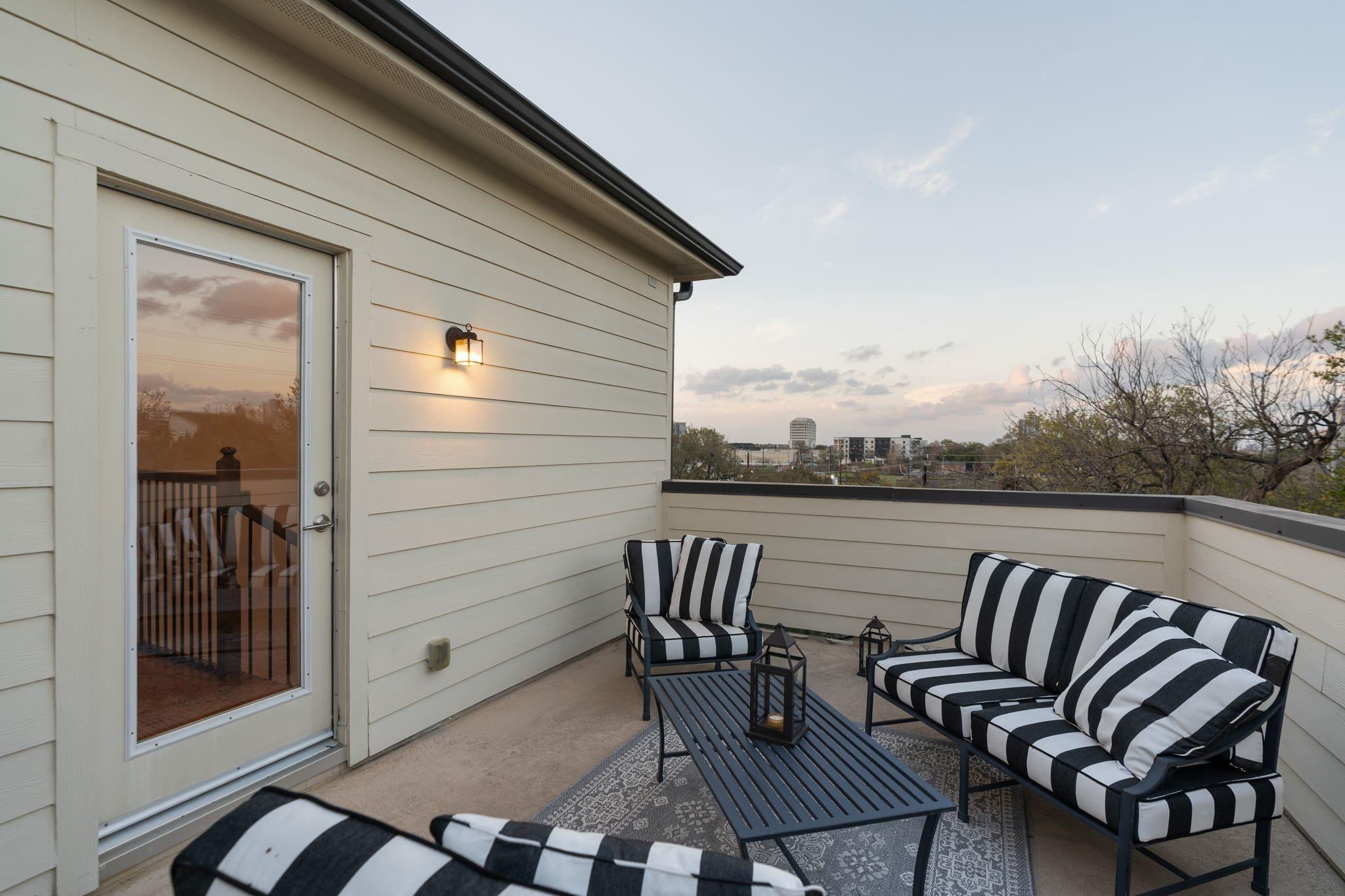 3911 Mcduffie Street