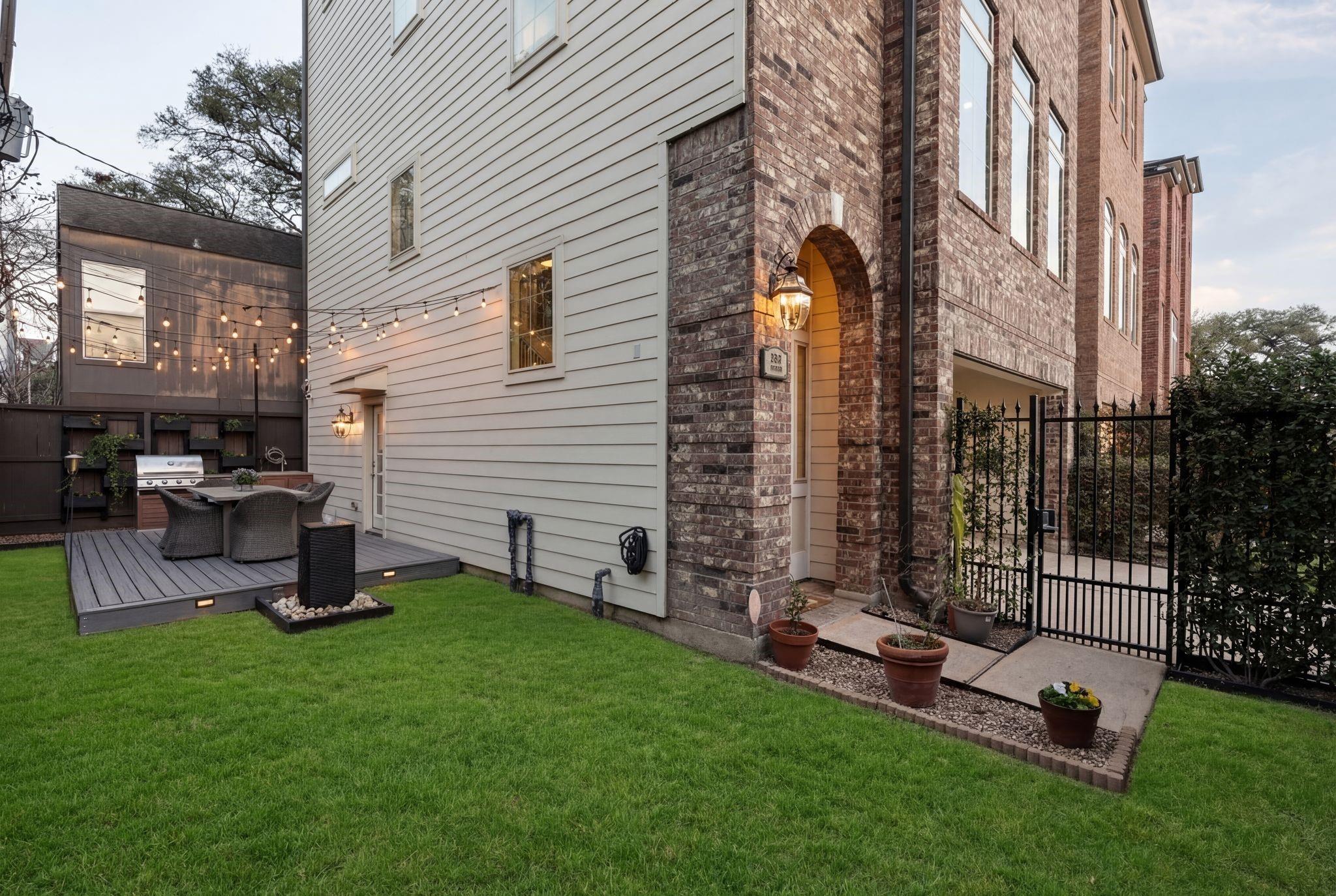 3911 Mcduffie Street