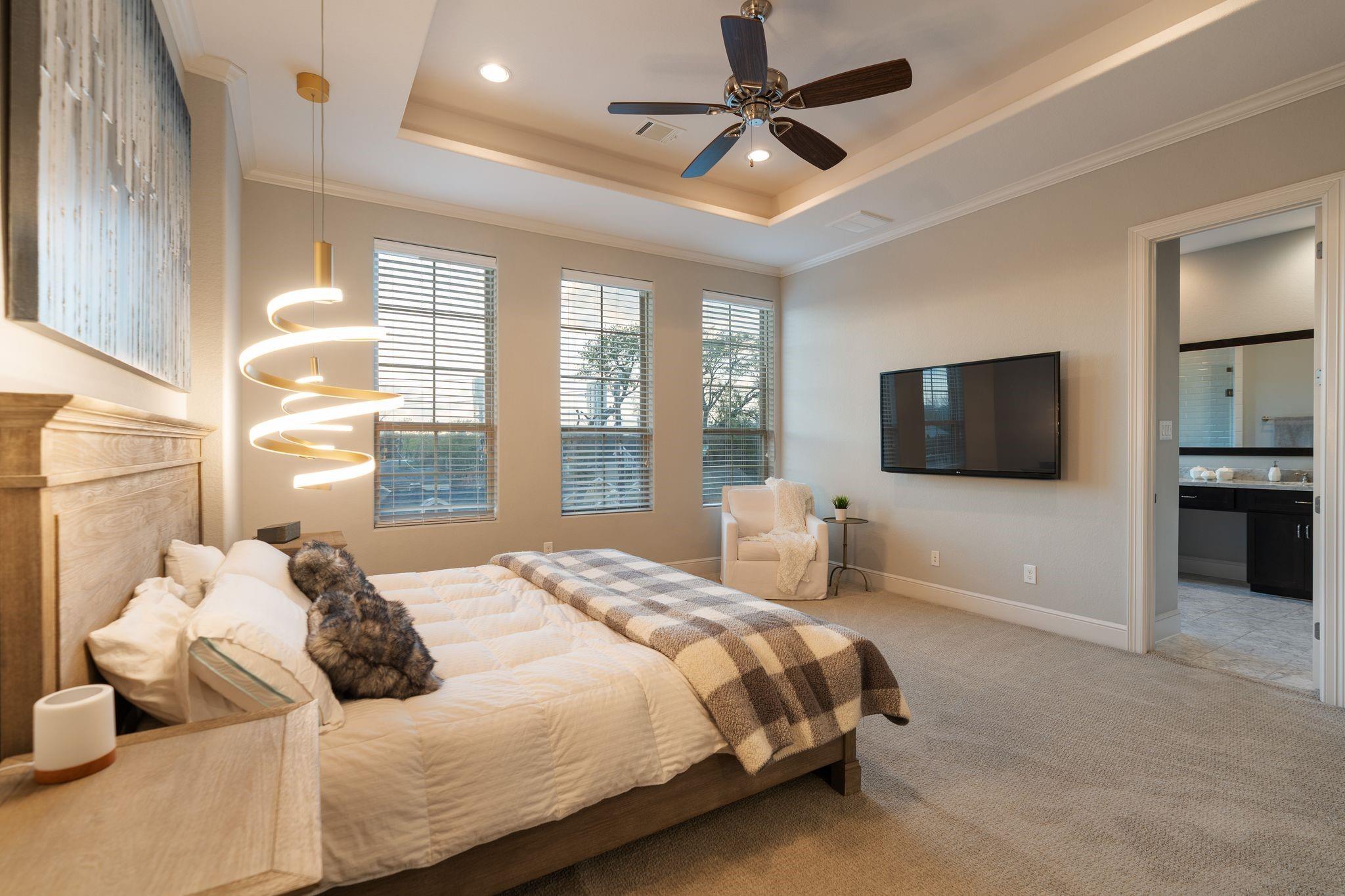 3911 Mcduffie Street