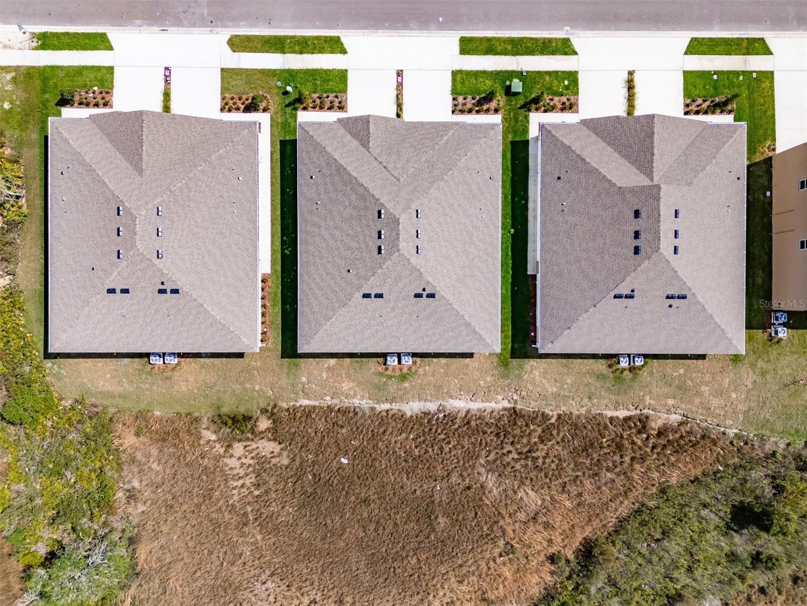 2395 WARREN ACRES BLVD