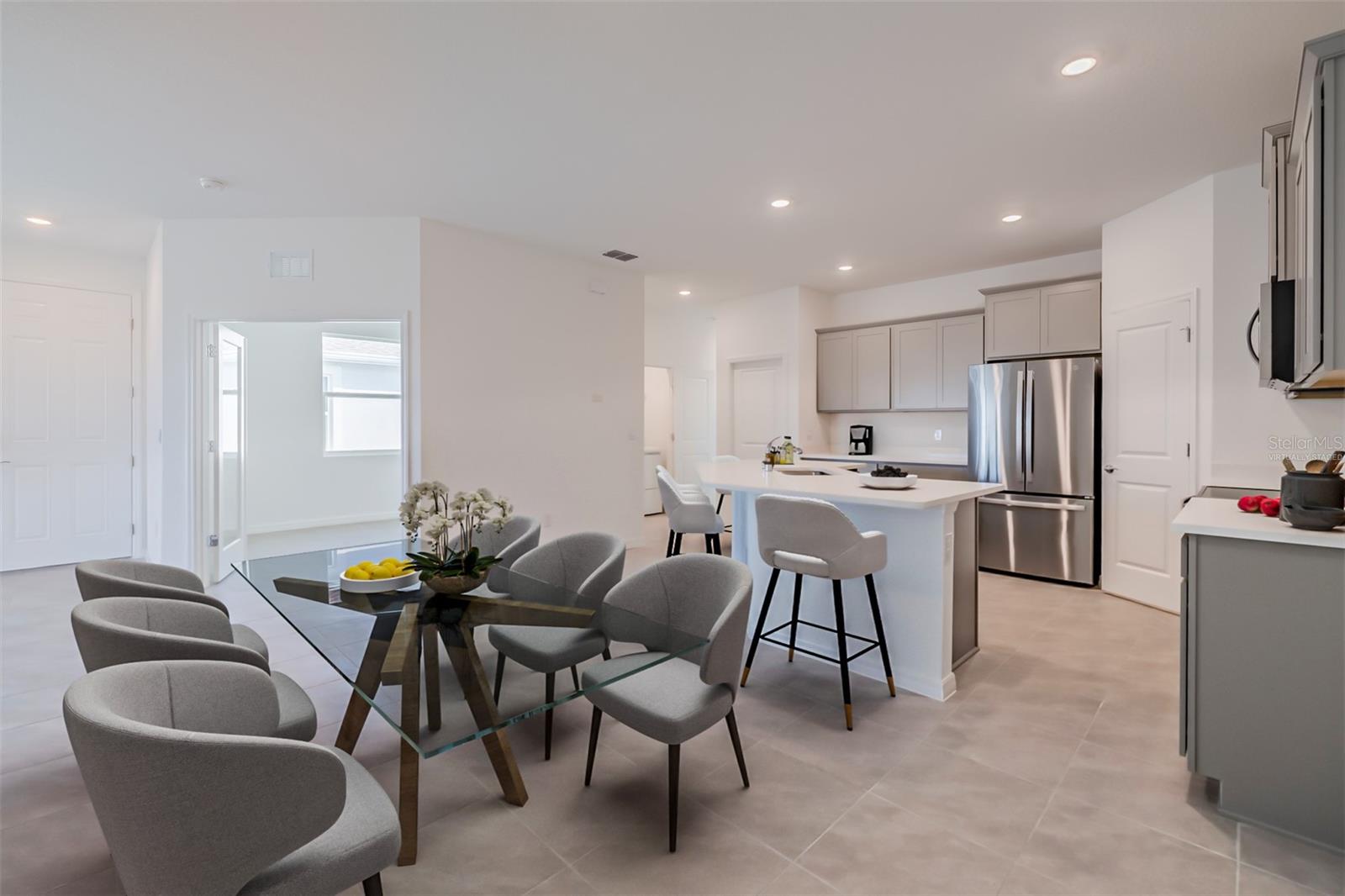 2395 WARREN ACRES BLVD