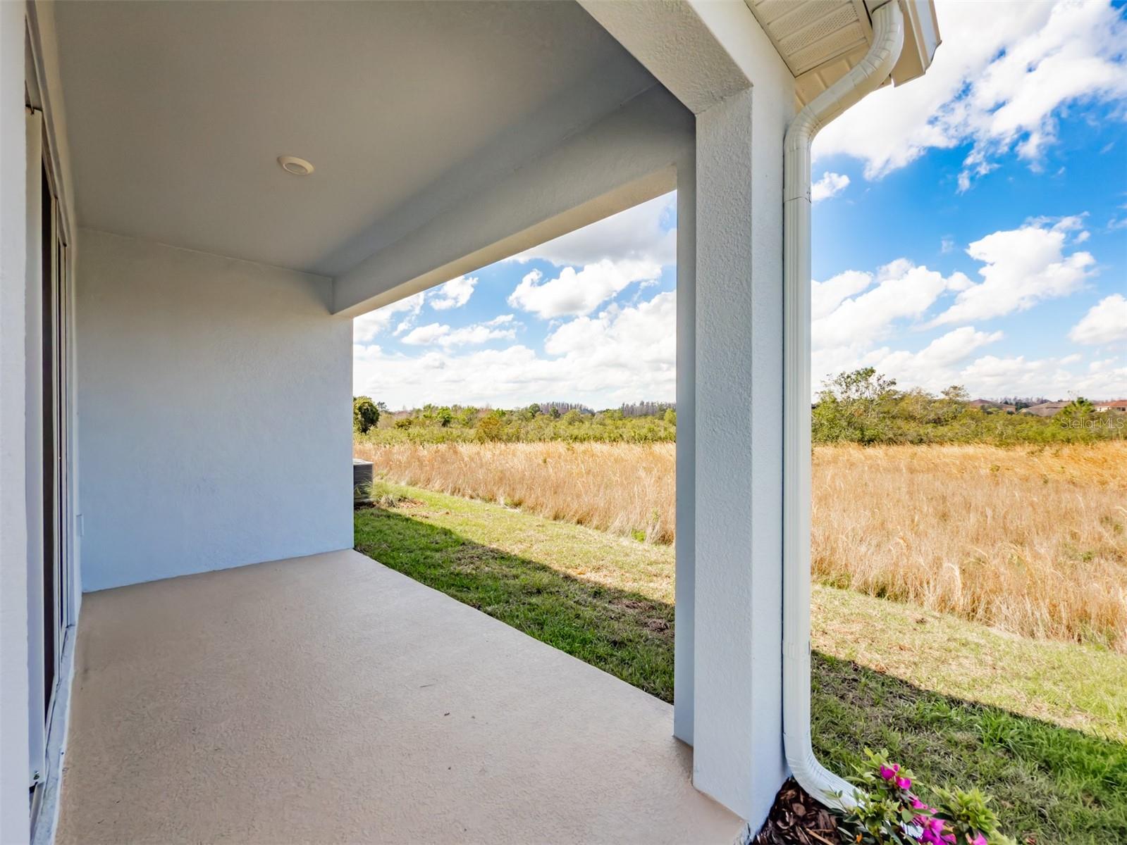 2395 WARREN ACRES BLVD