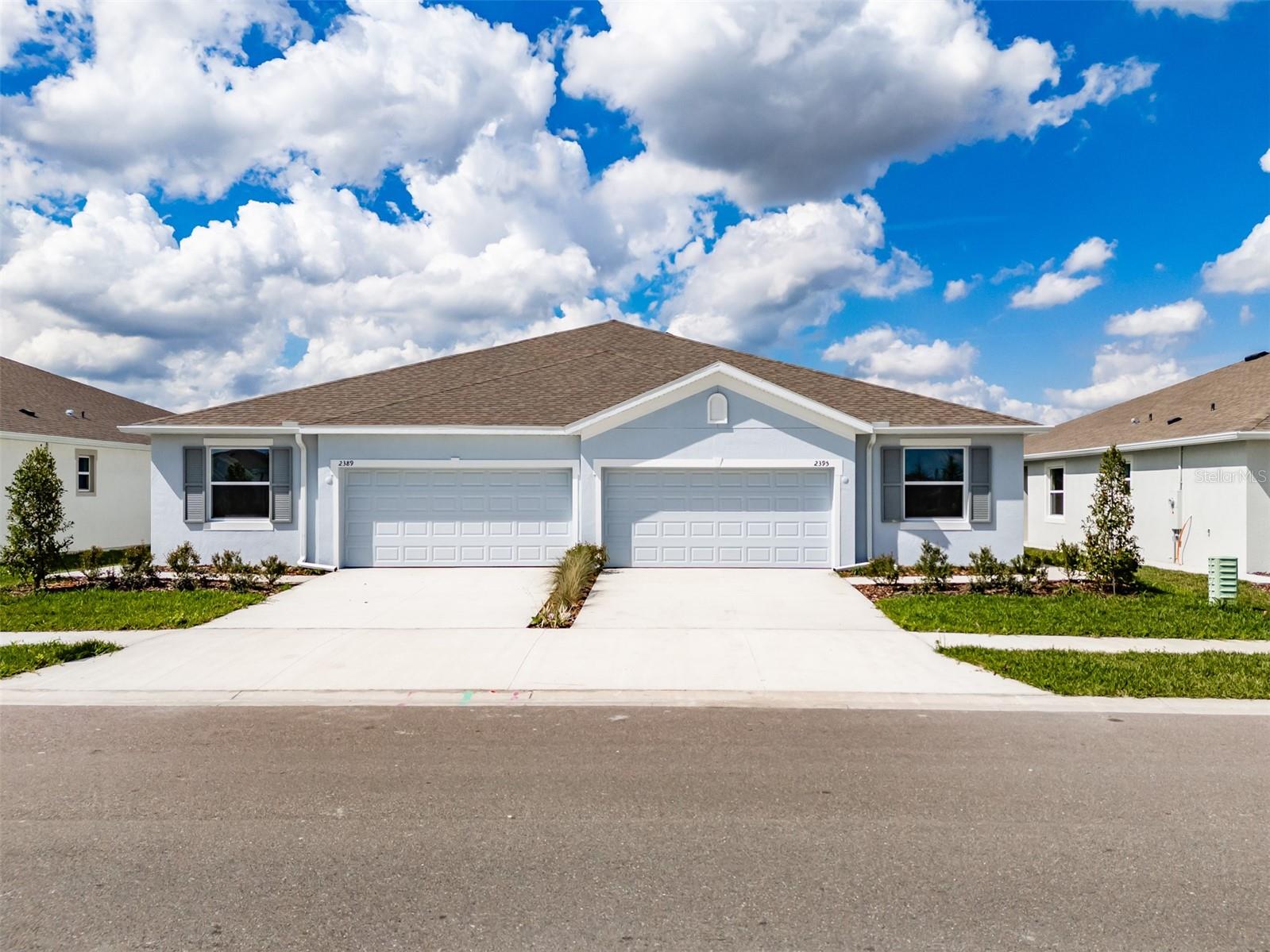 2395 WARREN ACRES BLVD