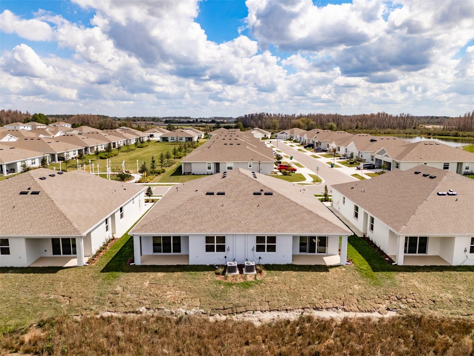 2395 WARREN ACRES BLVD