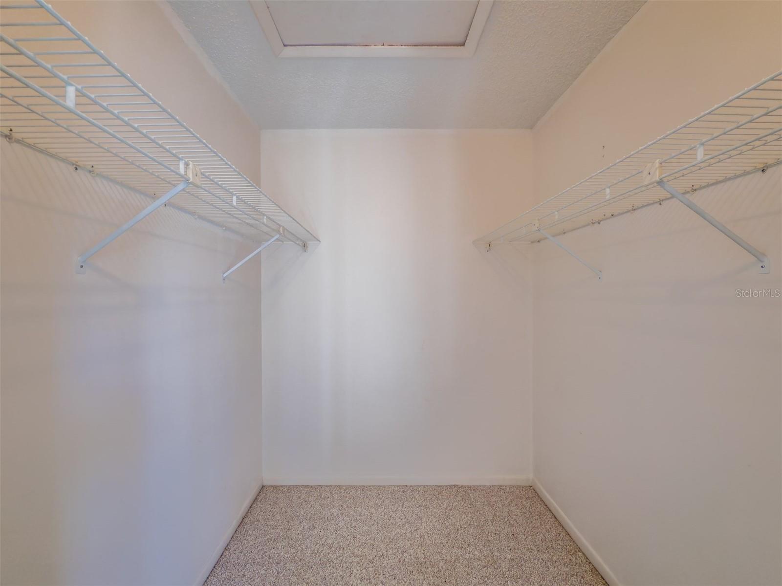 3389 CRYSTAL CT E #M