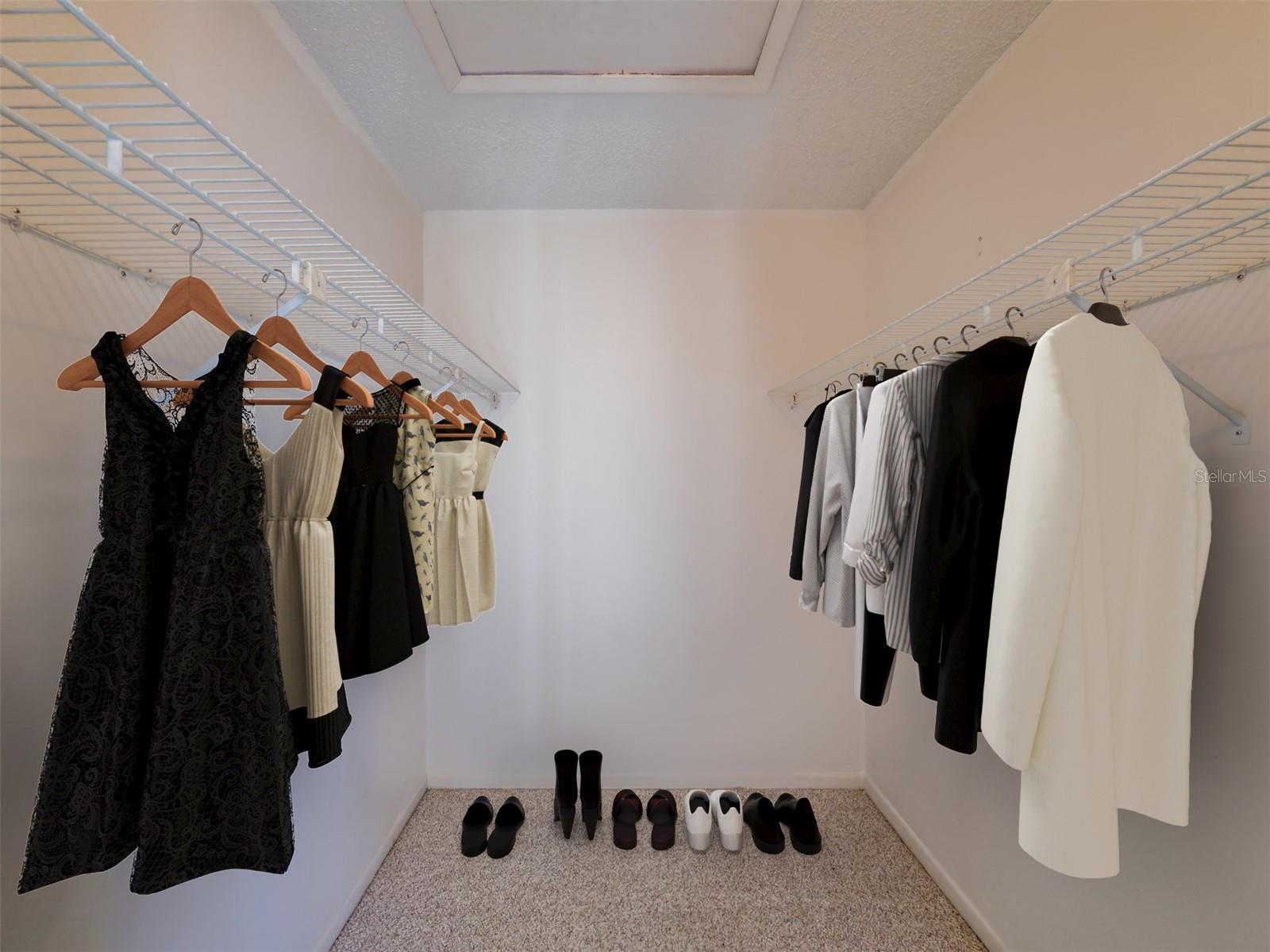 3389 CRYSTAL CT E #M