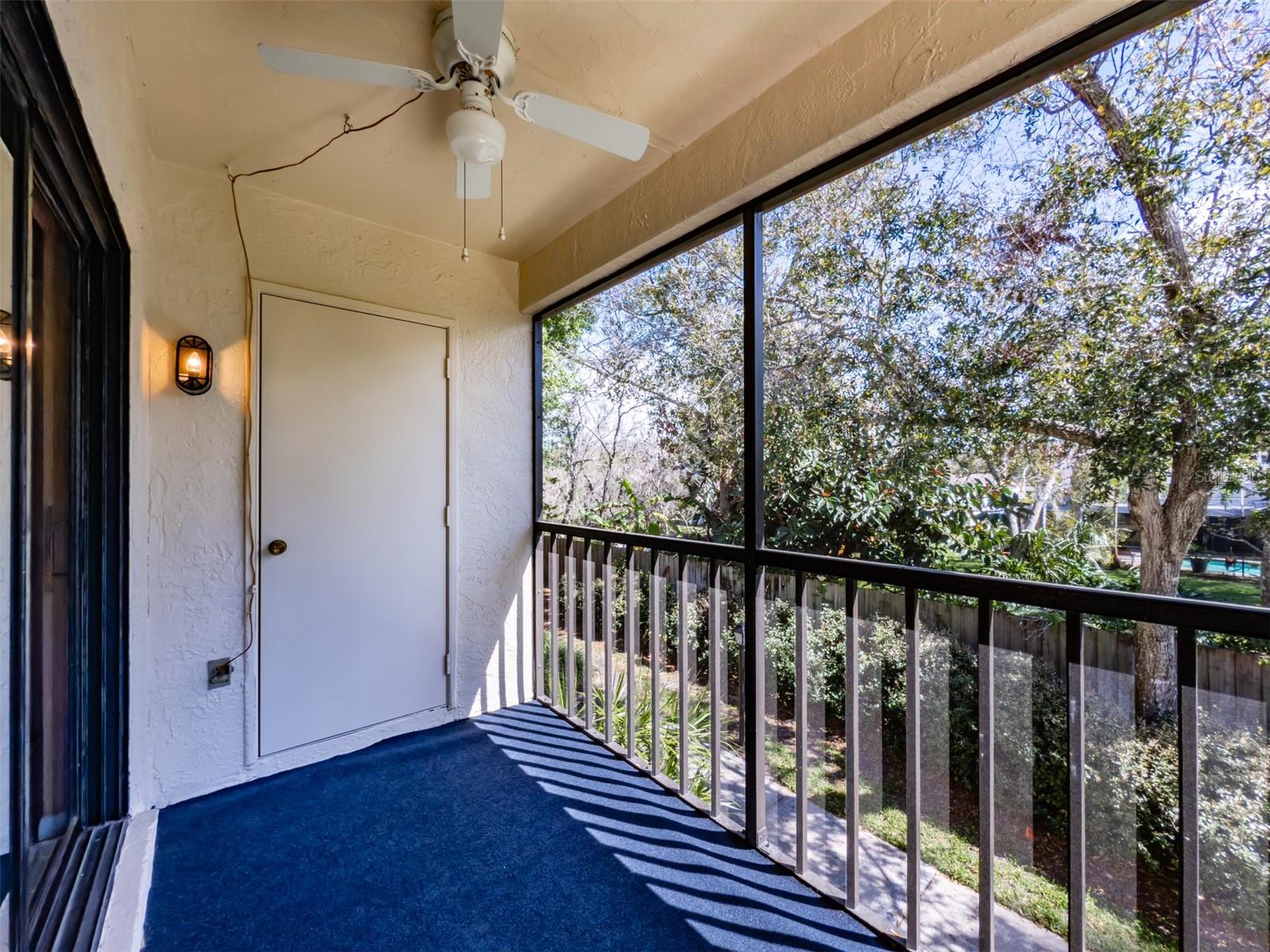 3389 CRYSTAL CT E #M