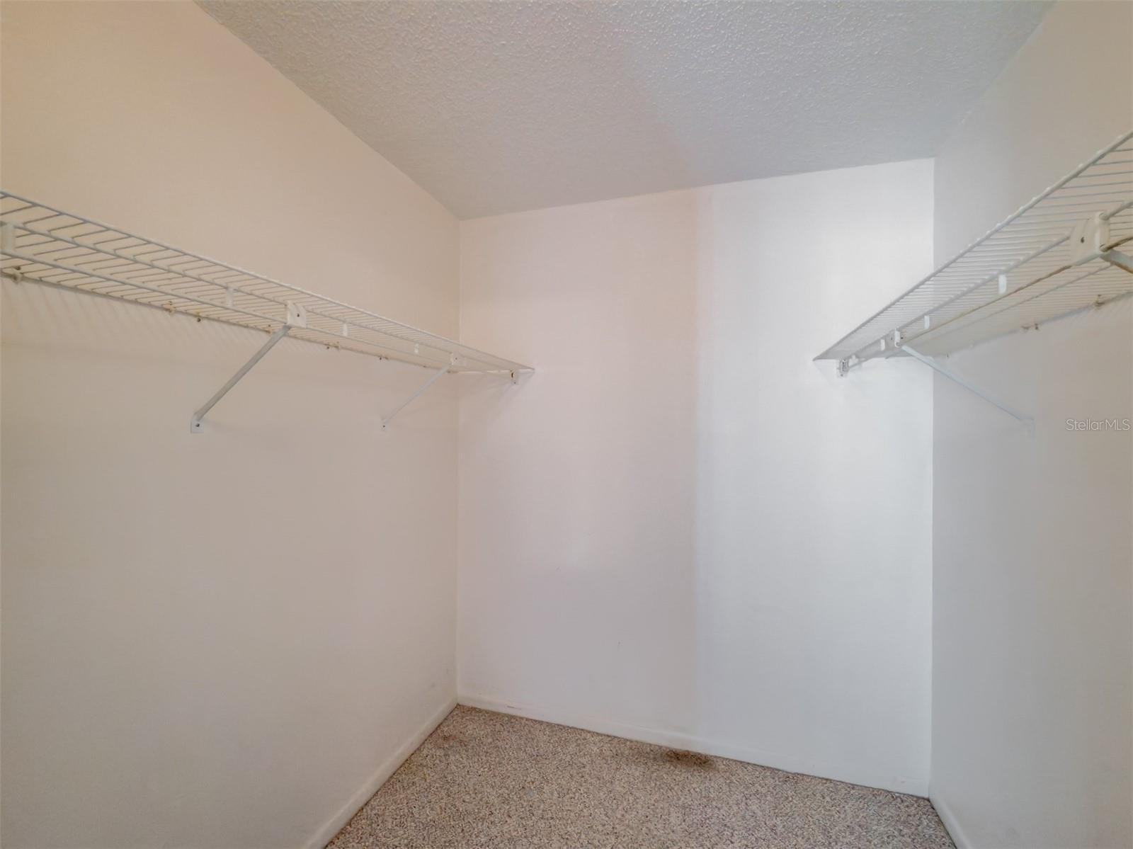 3389 CRYSTAL CT E #M