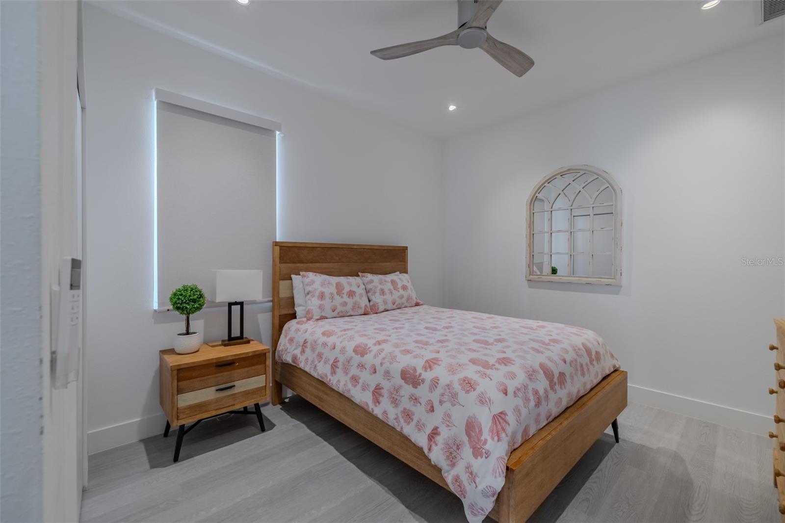 8117 HAMPTON GLEN DR