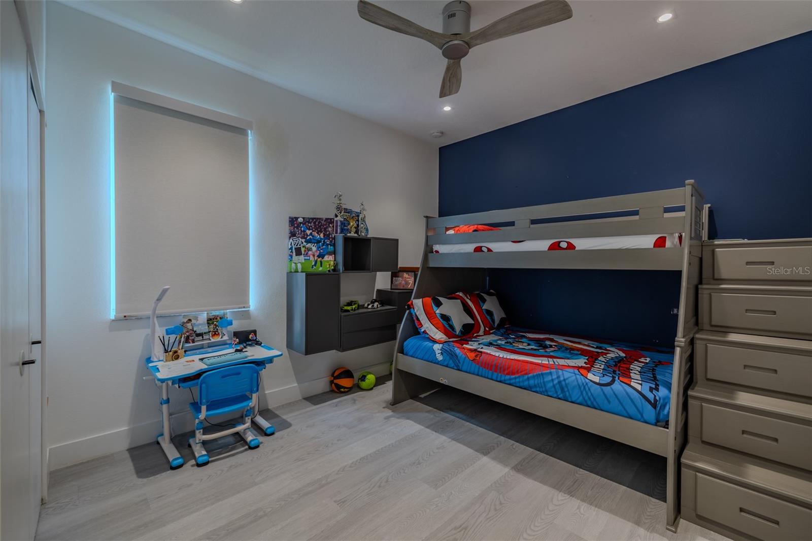 8117 HAMPTON GLEN DR