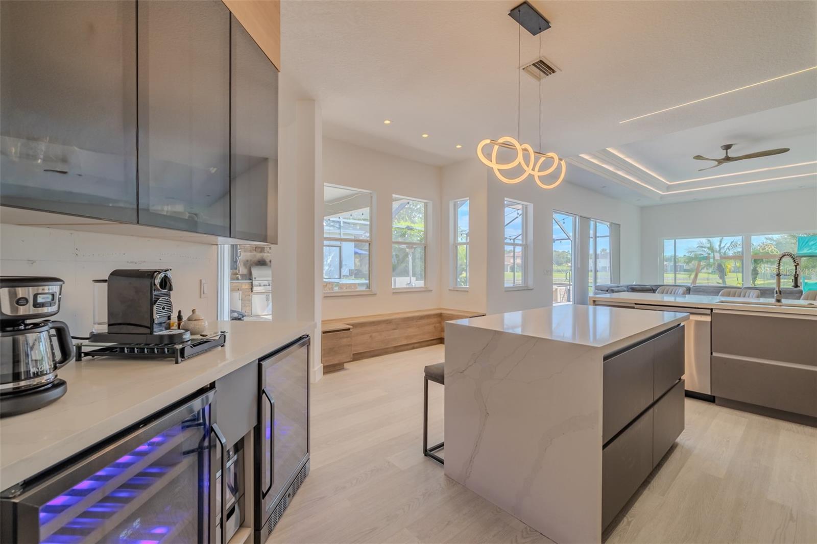 8117 HAMPTON GLEN DR