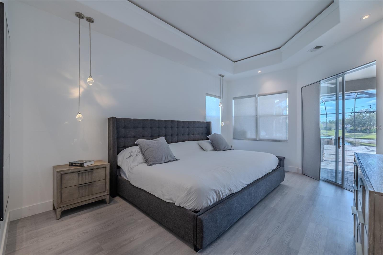 8117 HAMPTON GLEN DR