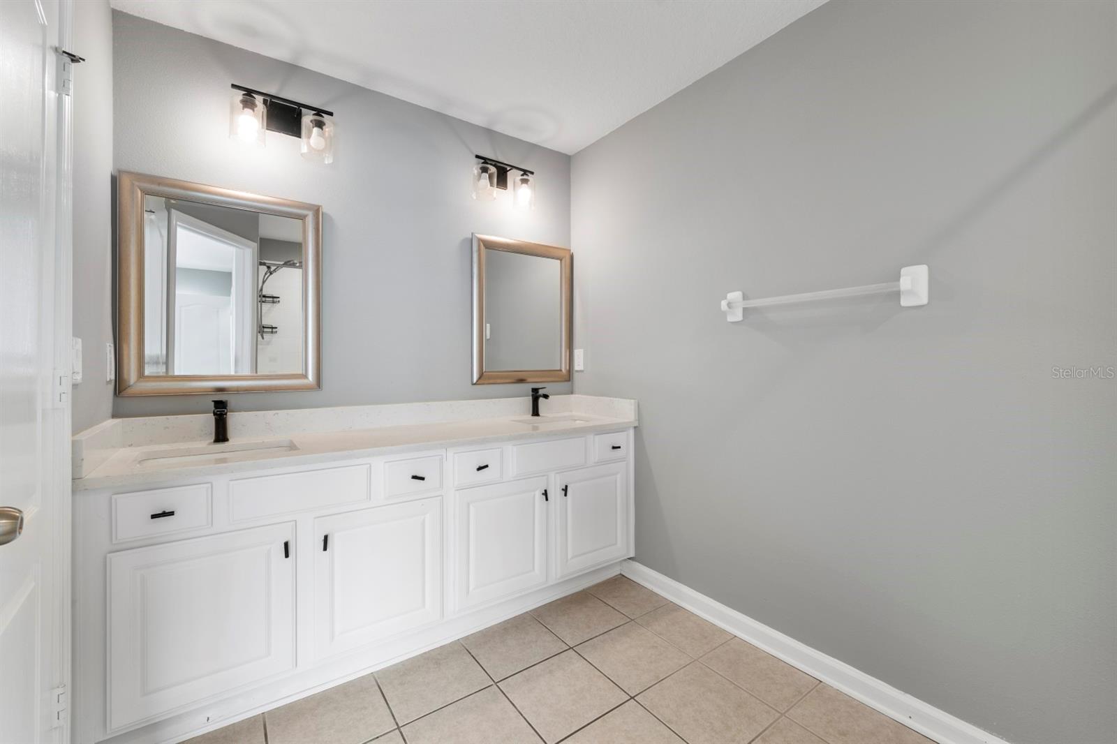 26532 CASTLEVIEW WAY