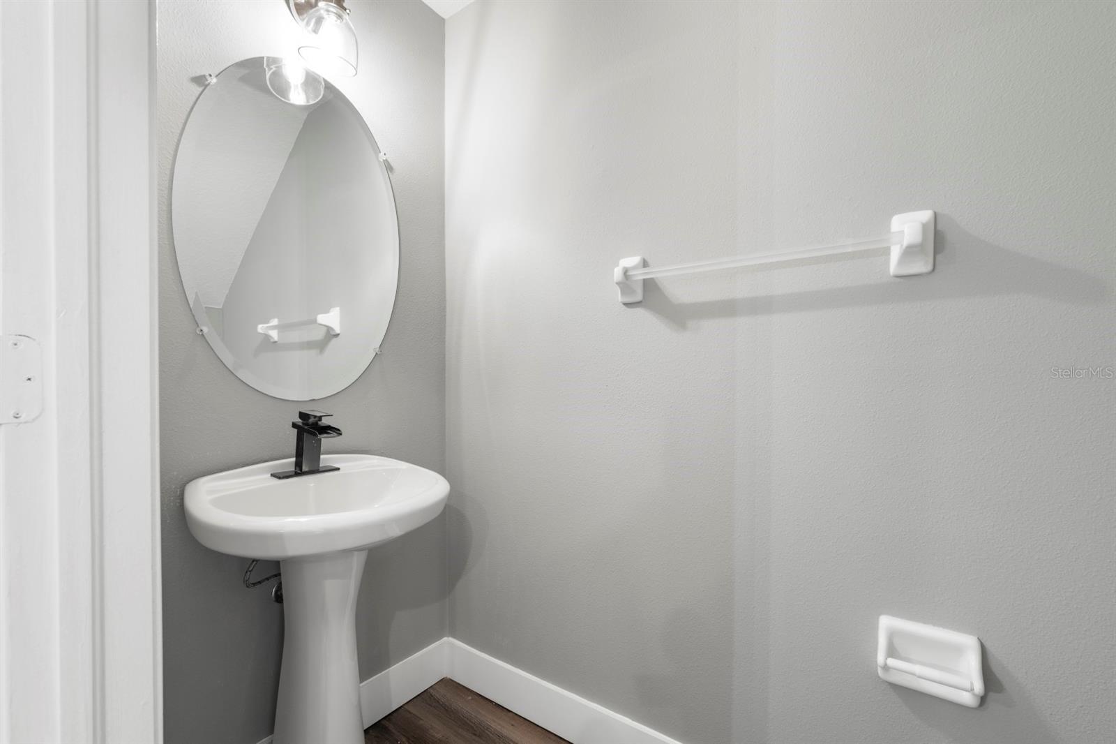 26532 CASTLEVIEW WAY