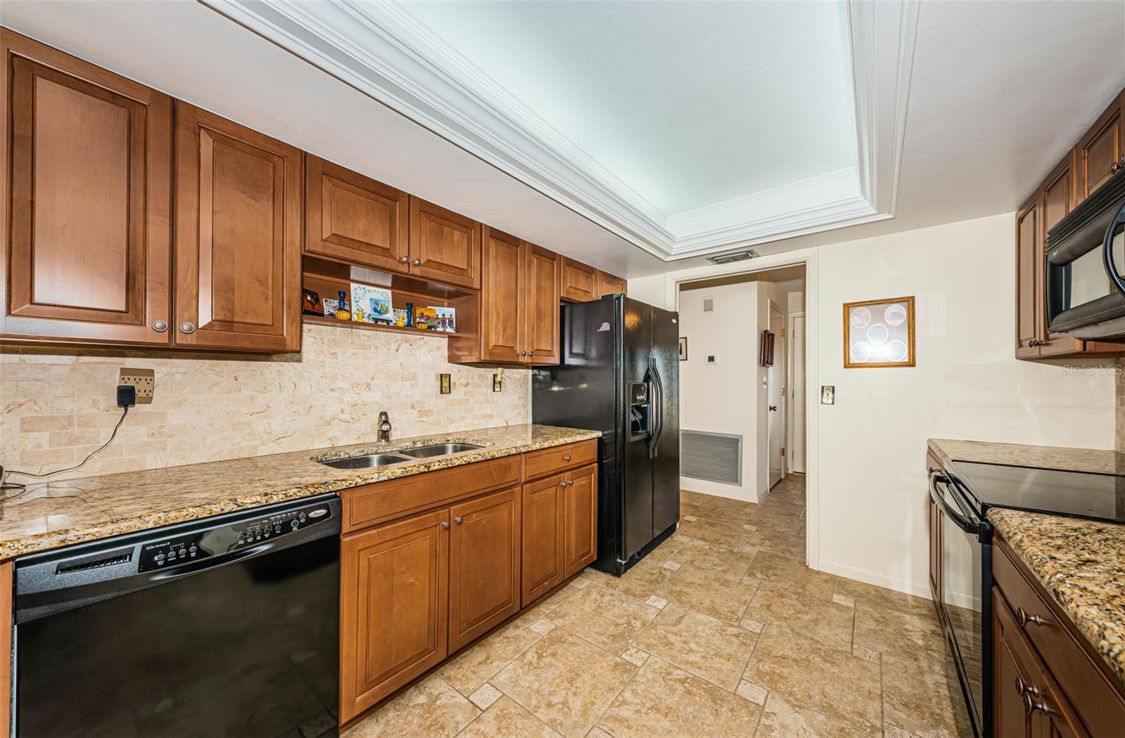 14993 IMPERIAL POINT DR N