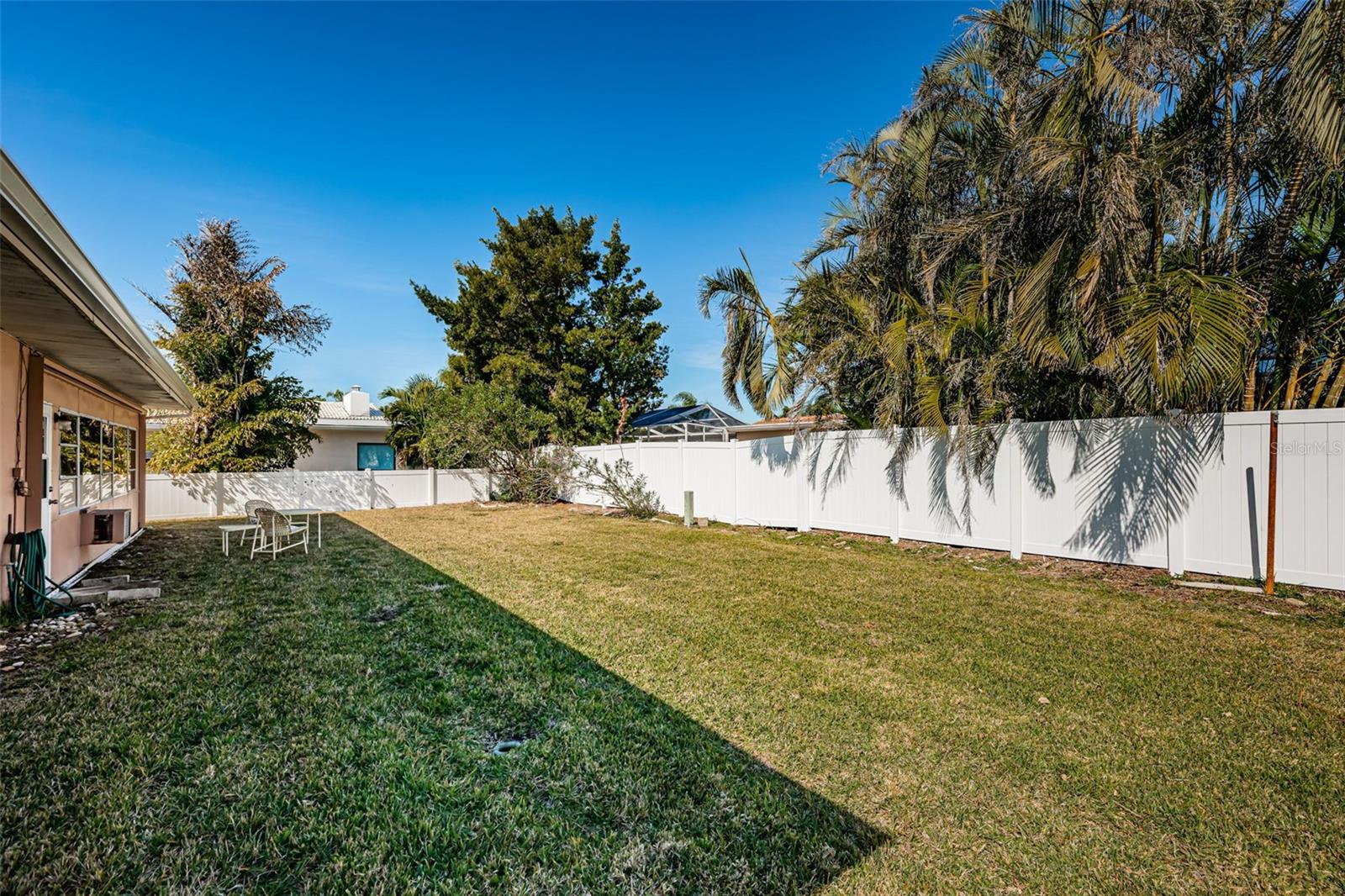 14993 IMPERIAL POINT DR N