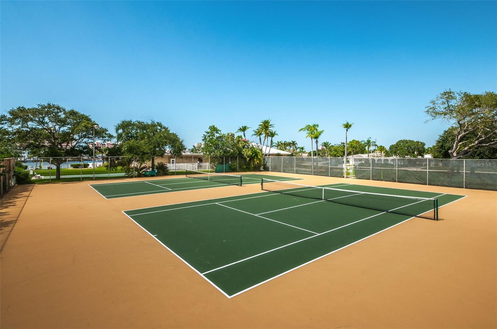 14993 IMPERIAL POINT DR N