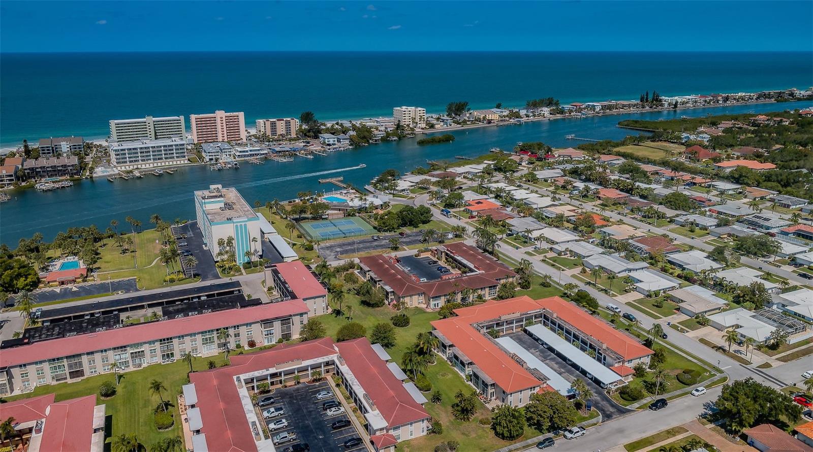 14993 IMPERIAL POINT DR N