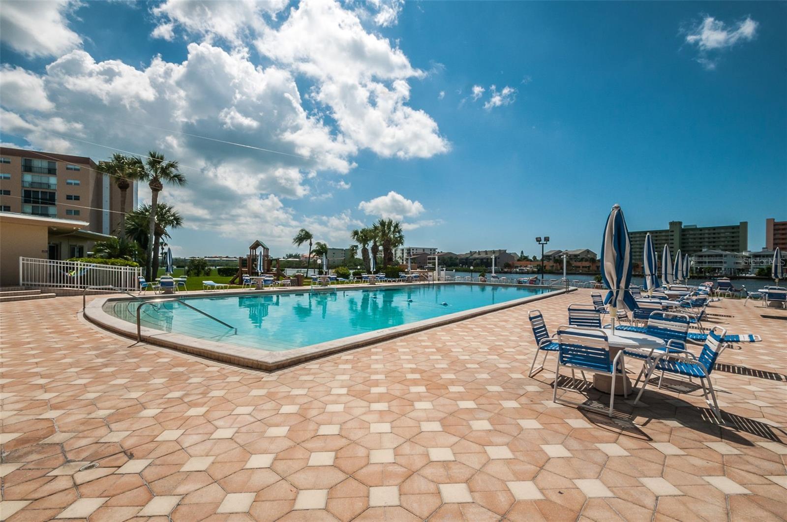 14993 IMPERIAL POINT DR N