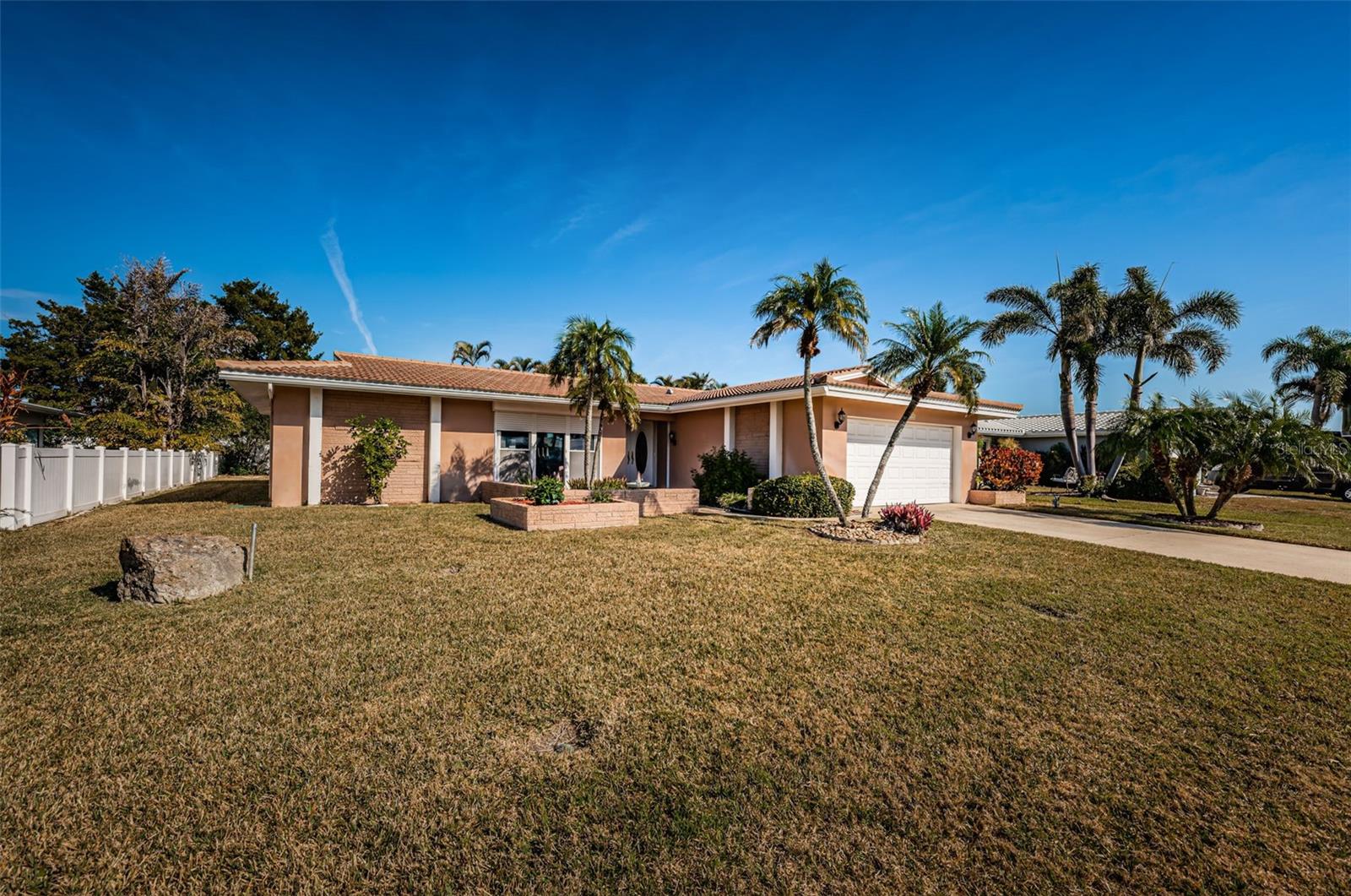 14993 IMPERIAL POINT DR N