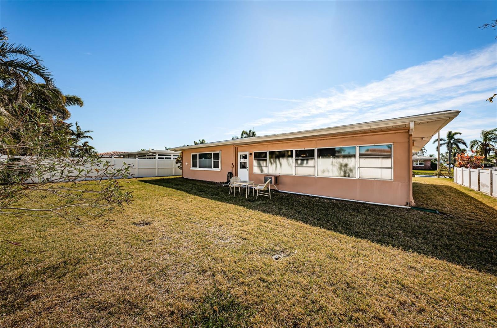 14993 IMPERIAL POINT DR N