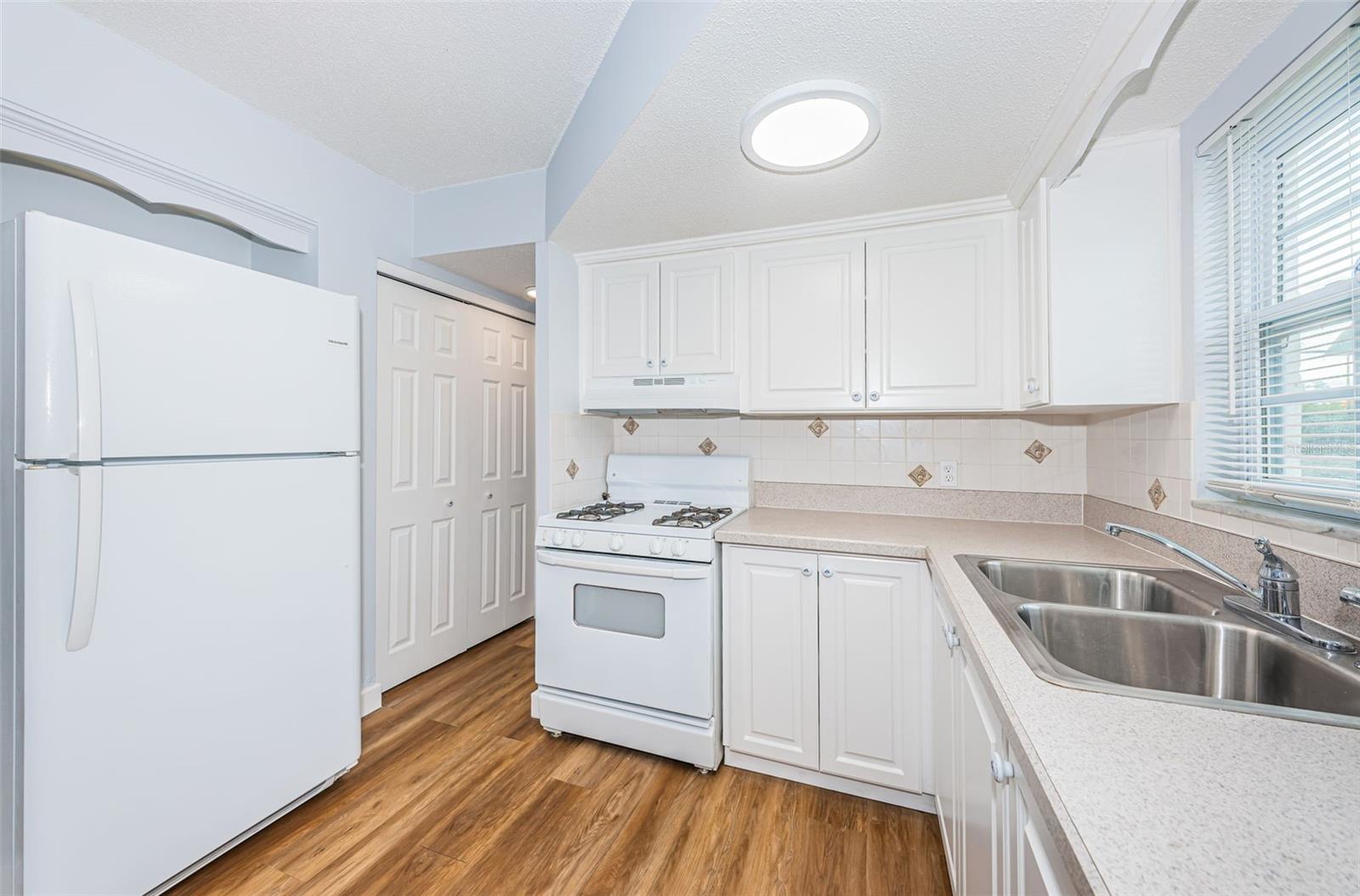 7804 39TH TER N #7804G