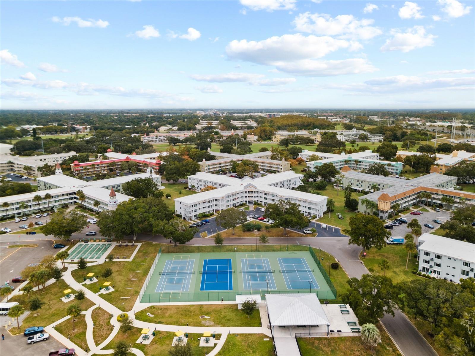 2416 WORLD PARKWAY BLVD #26