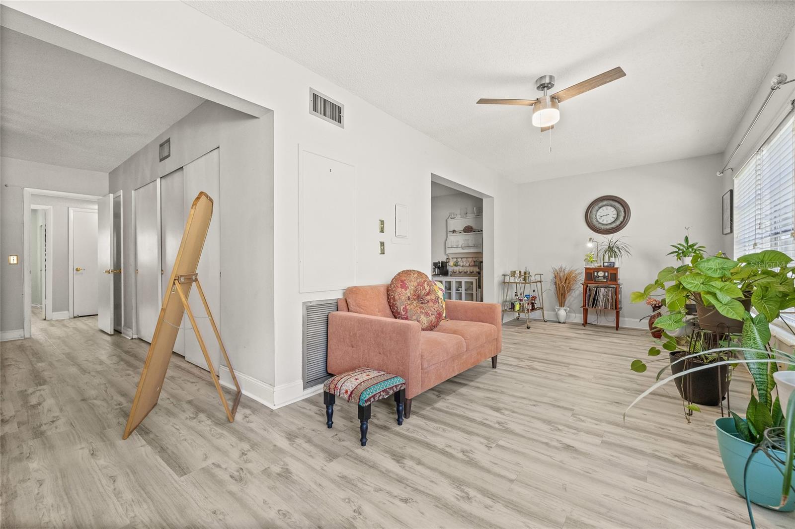 2416 WORLD PARKWAY BLVD #26