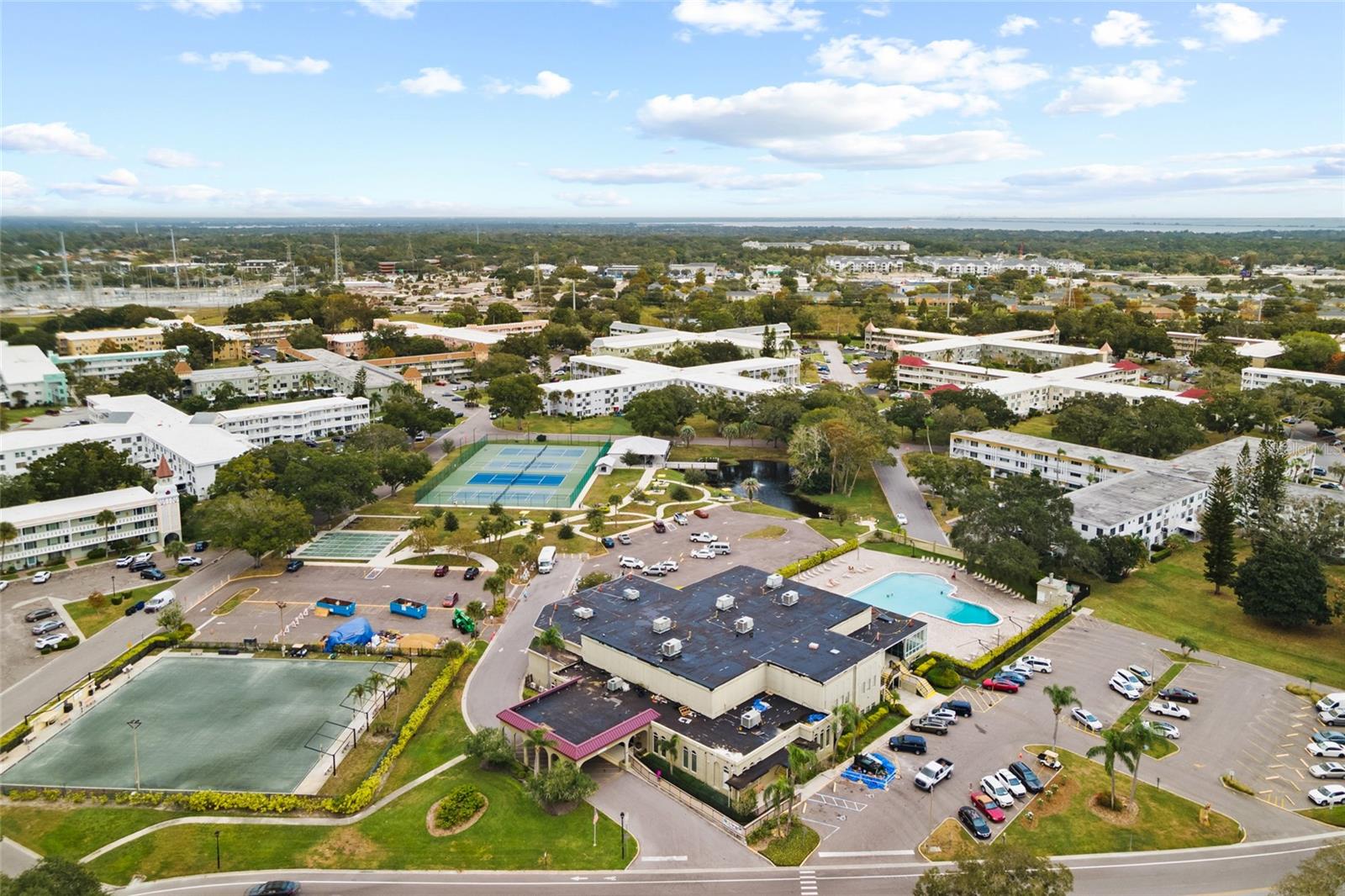 2416 WORLD PARKWAY BLVD #26