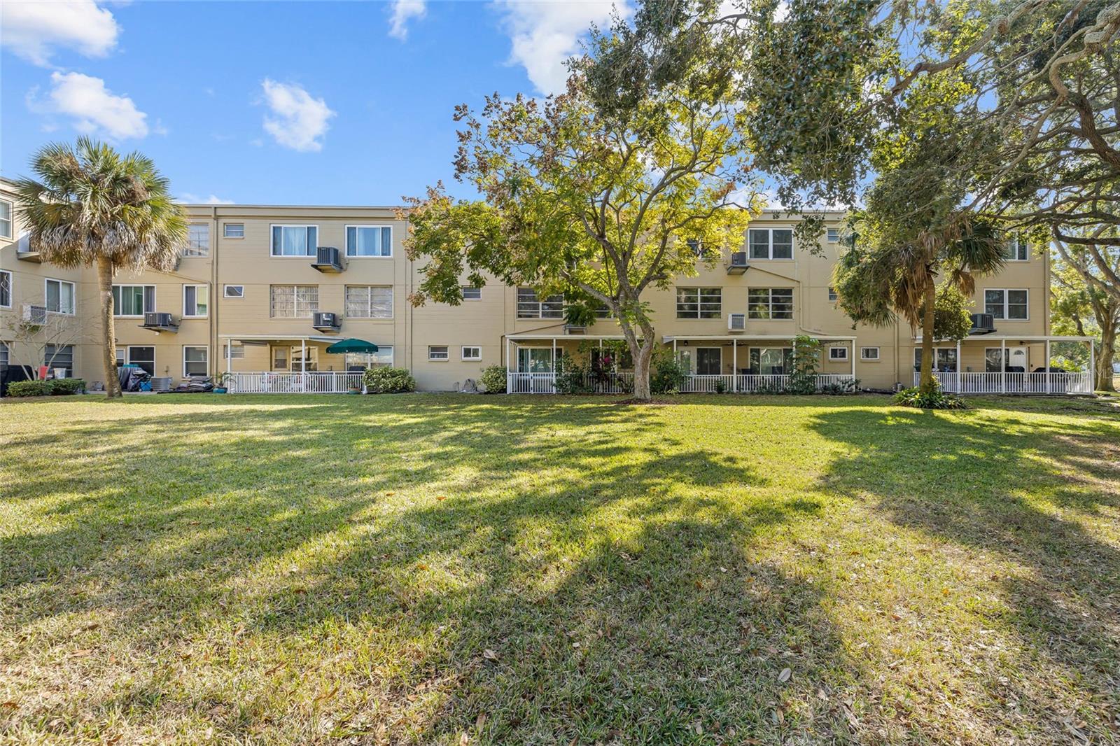 2416 WORLD PARKWAY BLVD #26