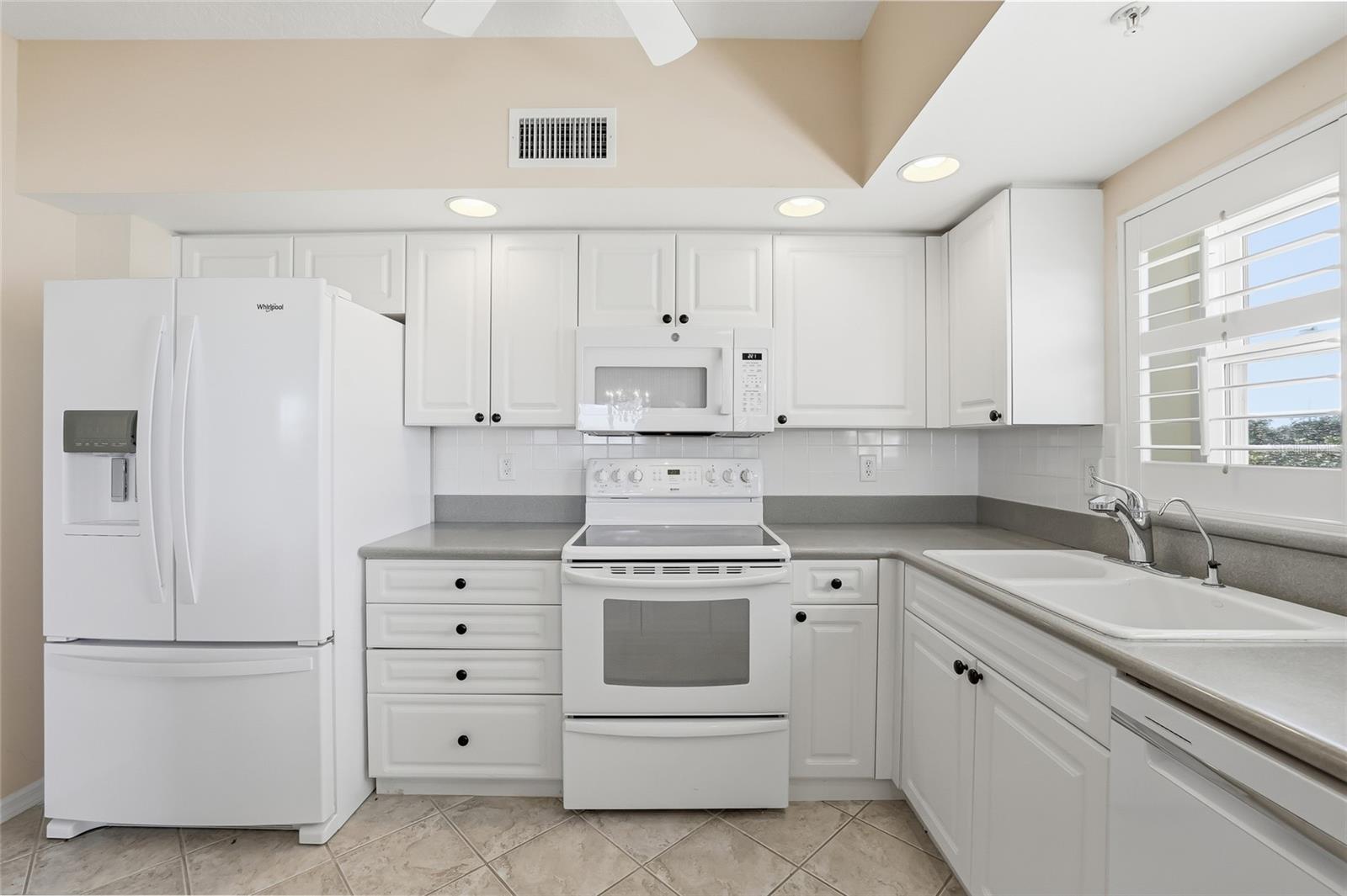 6575 99TH WAY N #22301