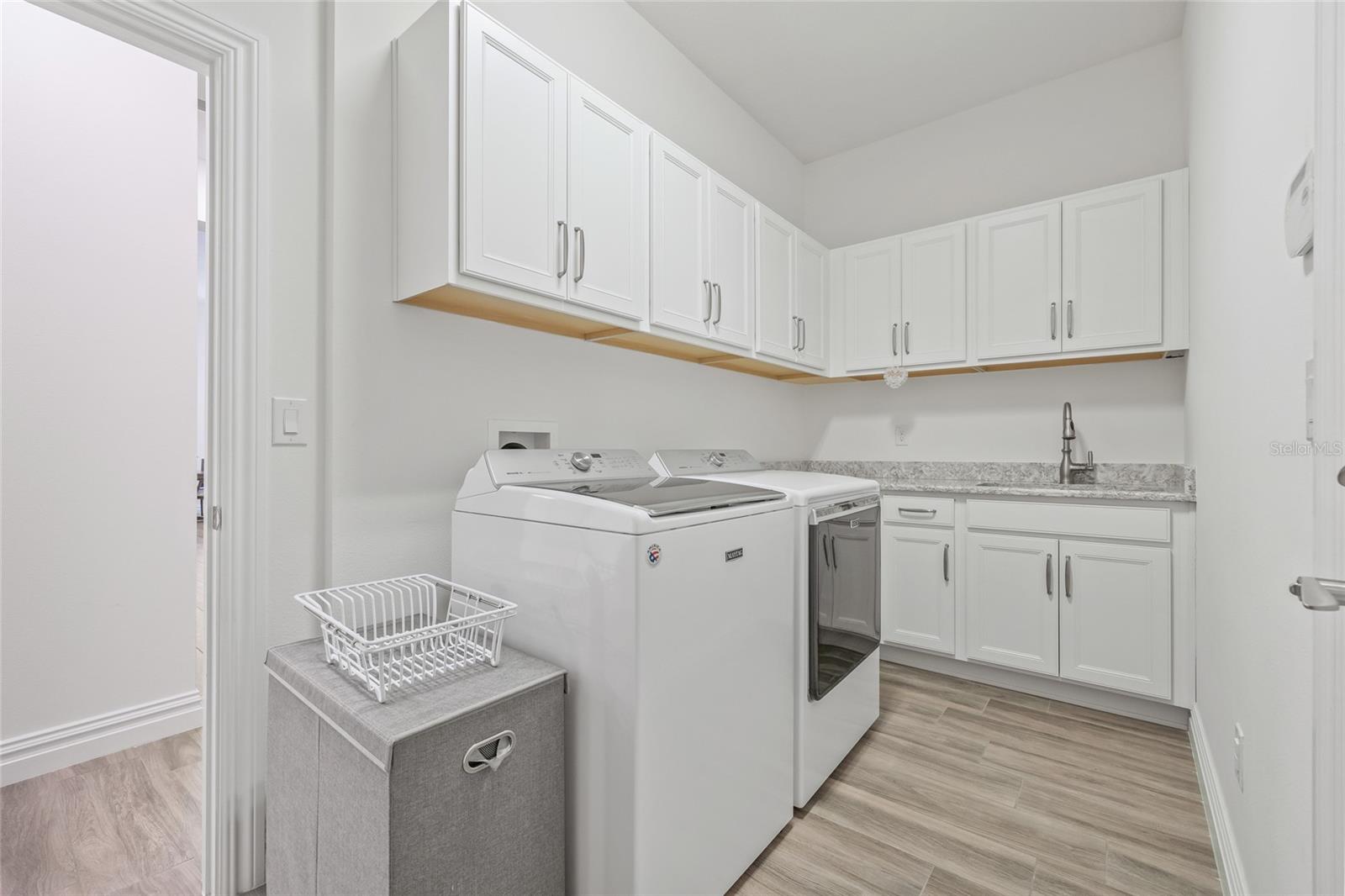 16712 COURTYARD LOOP