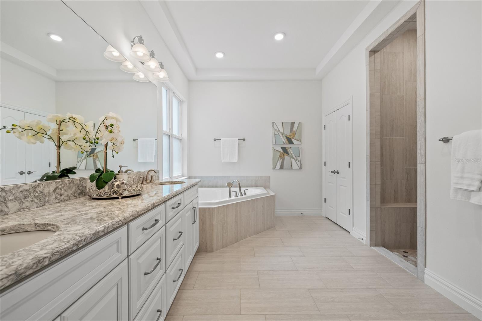 16712 COURTYARD LOOP